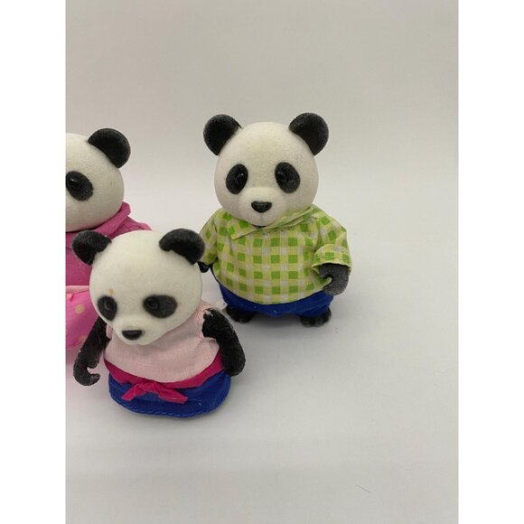 Calico Critters/ Sylvanian Families Pookie Panda Bear Family Toy Set - Picture 4 of 5